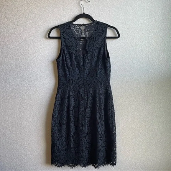 Banana Republic Women’s Lace Cocktail Dress - Picture 5 of 8